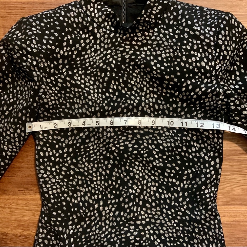 Alice + Olivia Inka Strong-Shoulder Mock Neck Black Dress NWT Size 0 - Picture 8 of 9